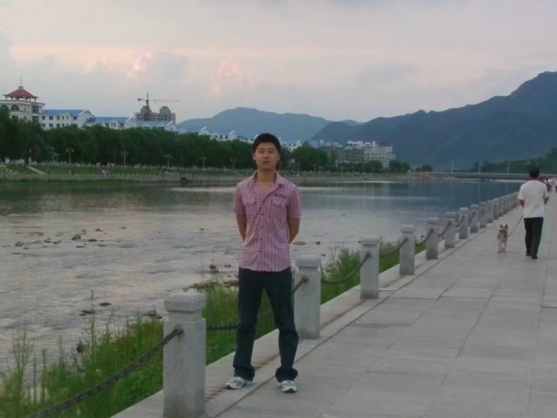 王王的第一张照片--淄博相亲服务中心