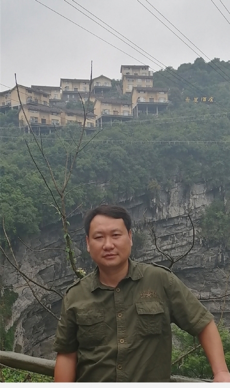 迷彩人生的第一张照片--淄博相亲服务中心