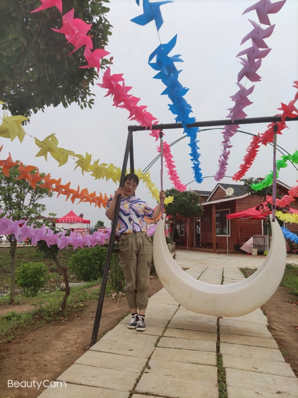 魏沐阳子的第二张照片--淄博相亲服务中心