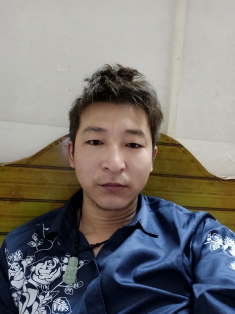 时光的第一张照片--淄博相亲服务中心