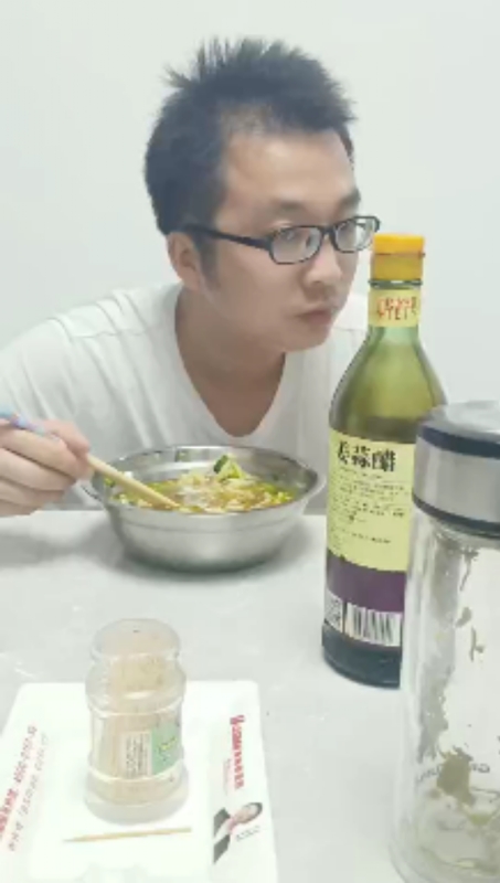 超超的第一张照片--淄博相亲服务中心