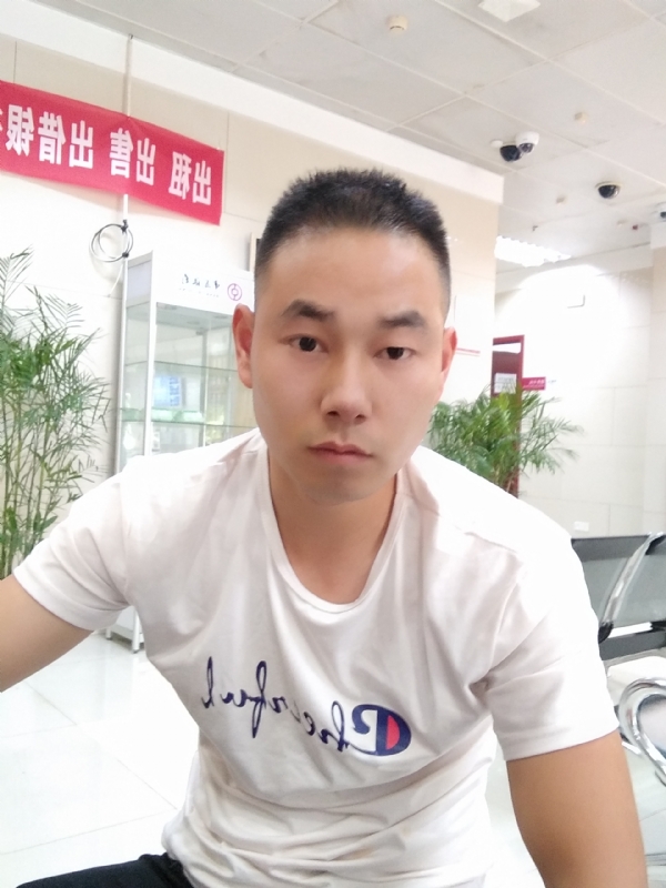 小少的第二张照片--淄博相亲服务中心