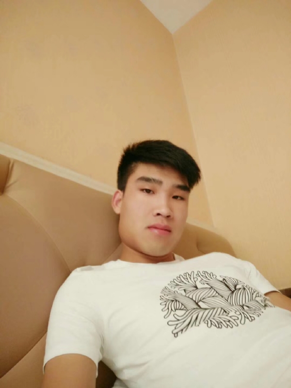 谁不曾孤单上路的第二张照片--淄博相亲服务中心