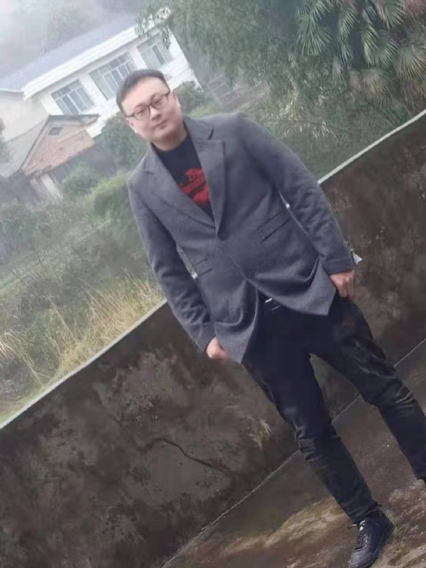 冰城的第一张照片--淄博相亲服务中心