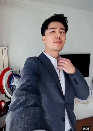 孤獨一郎的第一张照片--淄博相亲服务中心