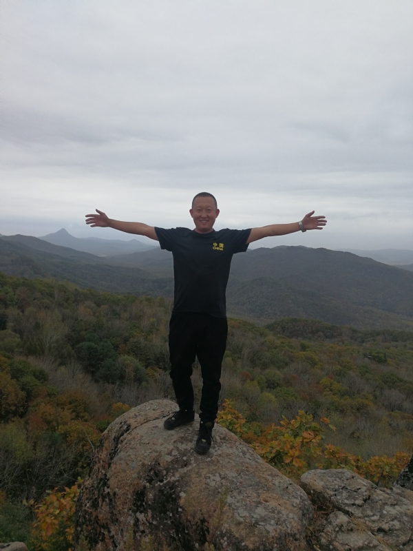 俗人的第一张照片--淄博相亲服务中心