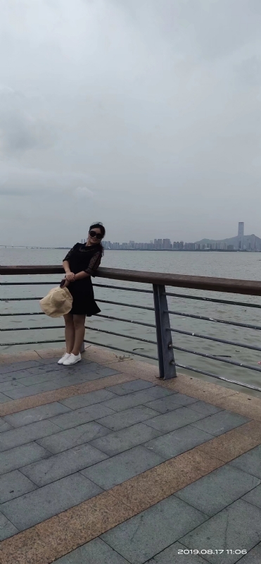 清秋的第一张照片--淄博相亲服务中心