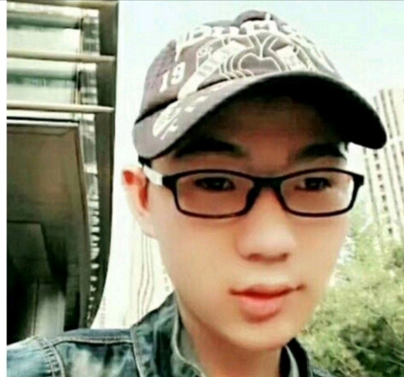 小霪虫的第三张照片--淄博相亲服务中心