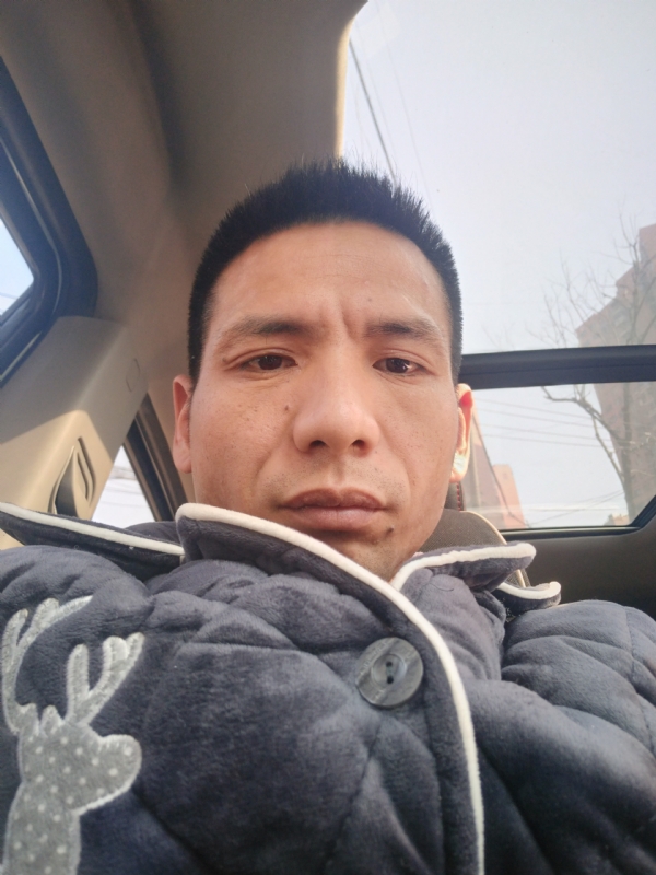 青春不长在的第一张照片--淄博相亲服务中心