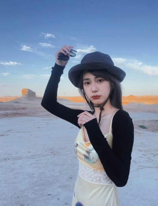 英姐的第一张照片--淄博相亲服务中心