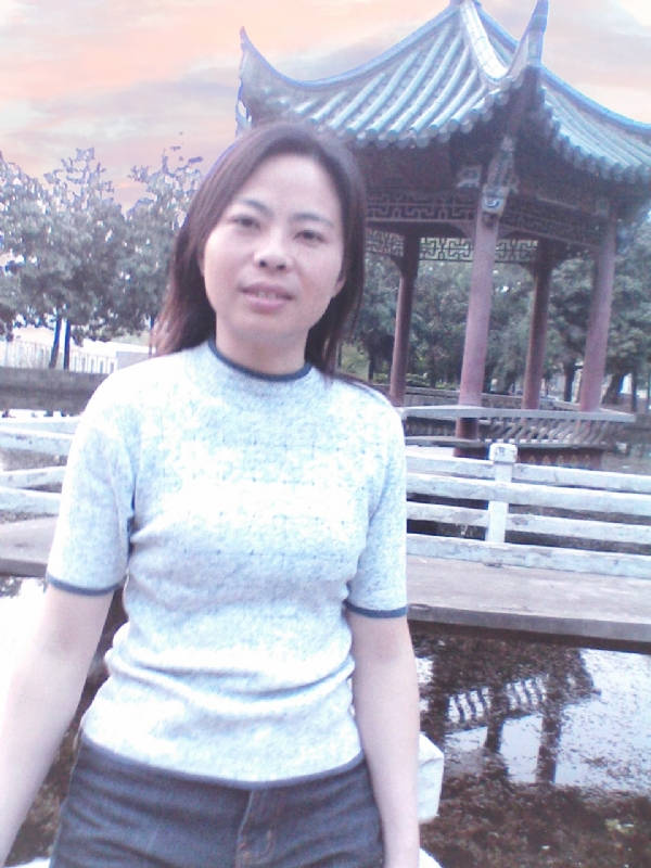 小草的第一张照片--淄博相亲服务中心