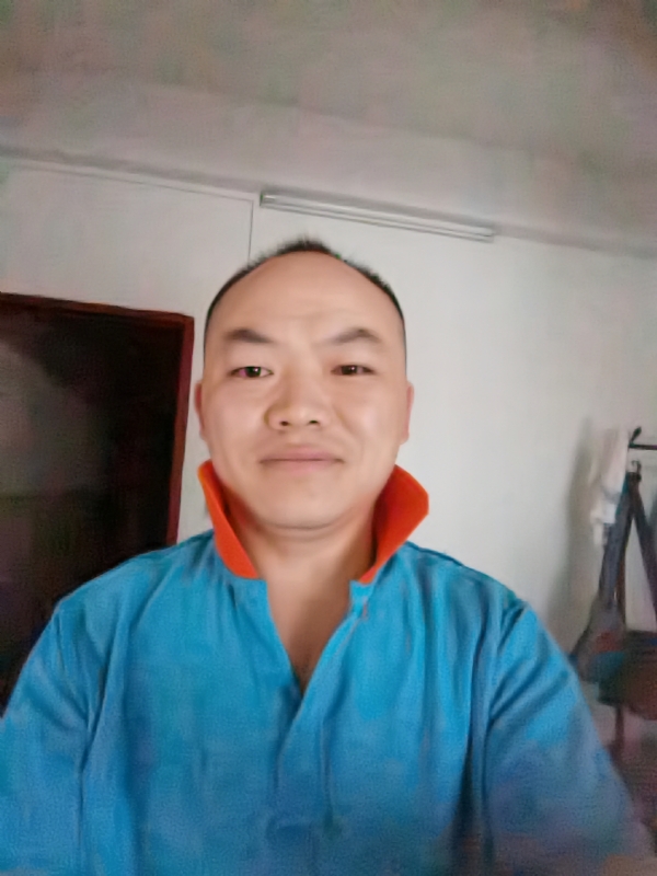 与子携老的第四张照片--淄博相亲服务中心