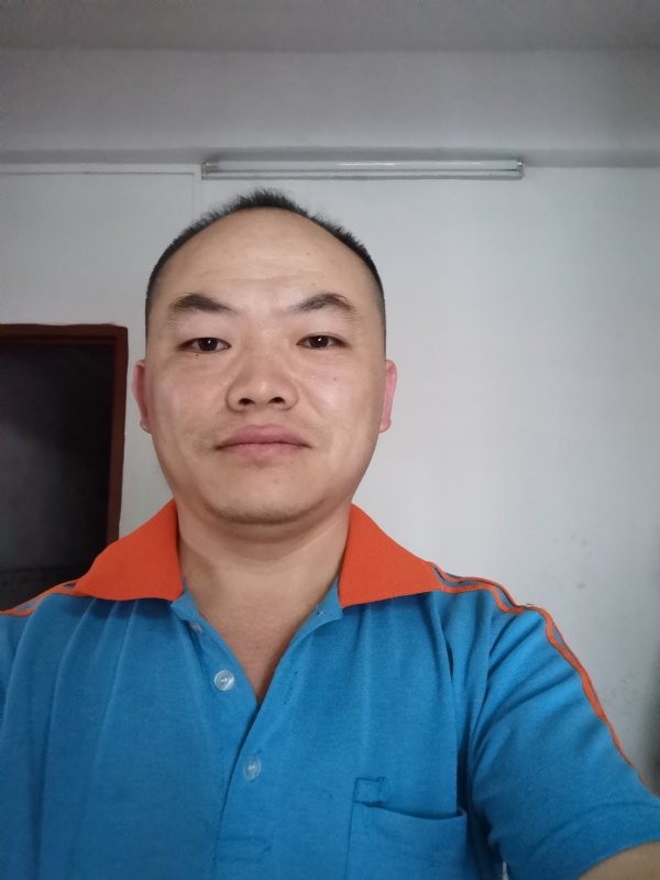 与子携老的第六张照片--淄博相亲服务中心