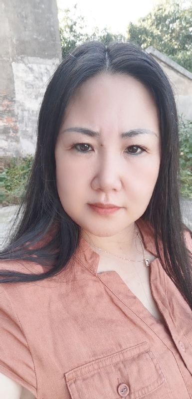 乖乖一女的第一张照片--淄博相亲服务中心