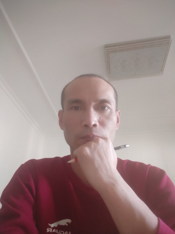 左边的第一张照片--淄博相亲服务中心