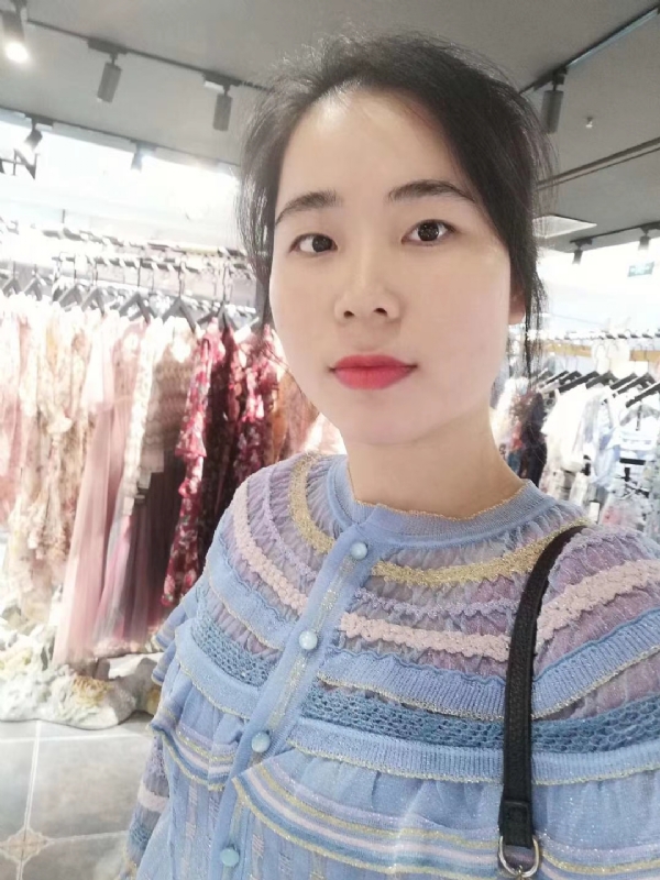 团笑的第一张照片--淄博相亲服务中心