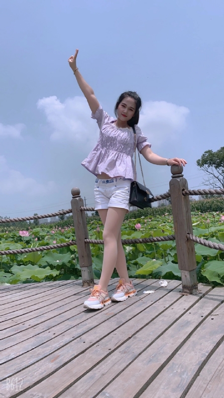 秋水伊人的第二张照片--淄博相亲服务中心