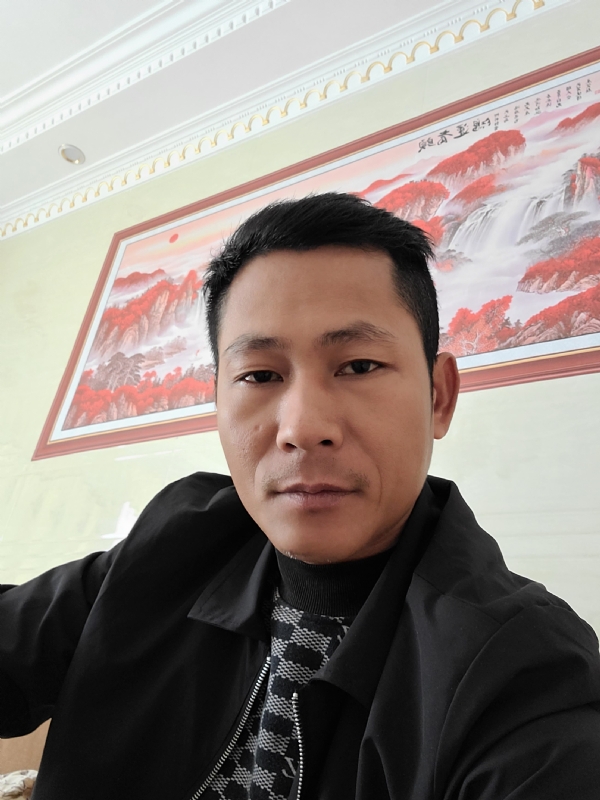 大叔的第一张照片--淄博相亲服务中心