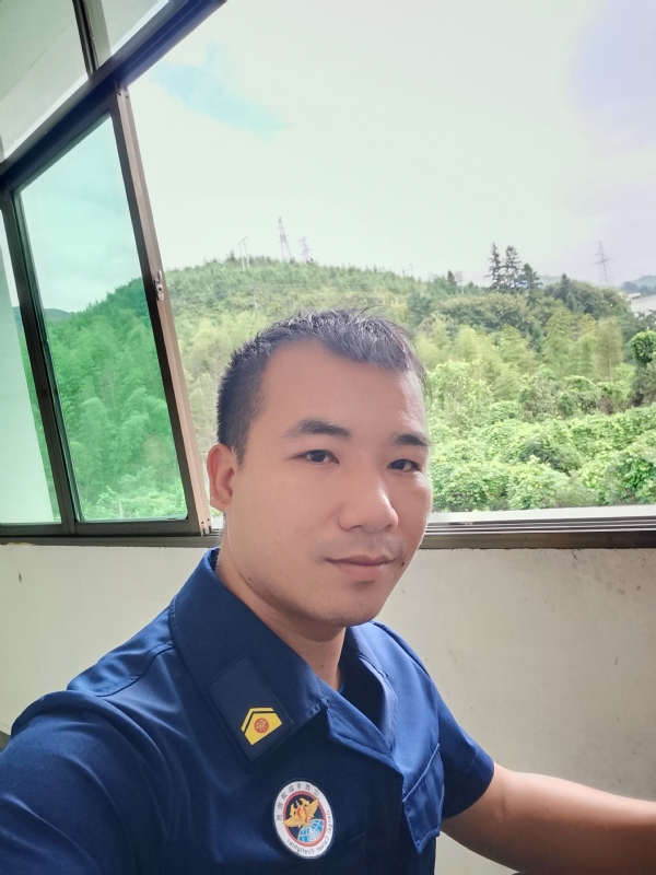 期待未来的第一张照片--淄博相亲服务中心