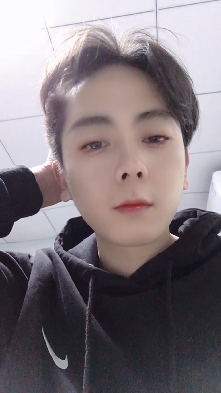 鹤枫的第一张照片--淄博相亲服务中心