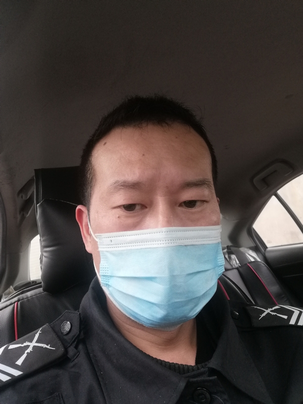 不会躲的刺猬的第一张照片--淄博相亲服务中心