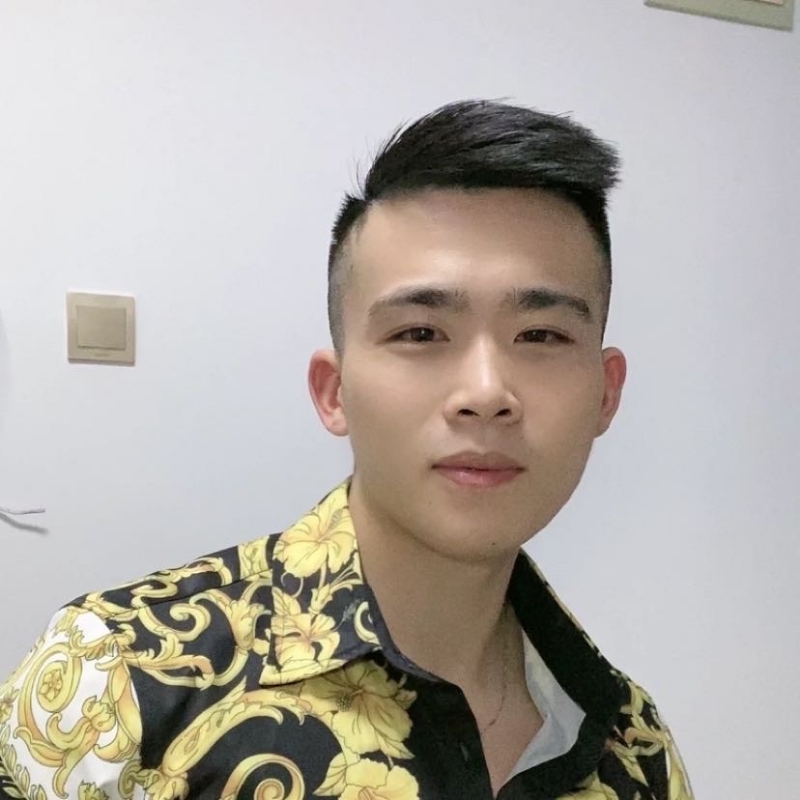 迷彩冲锋衣的第一张照片--淄博相亲服务中心