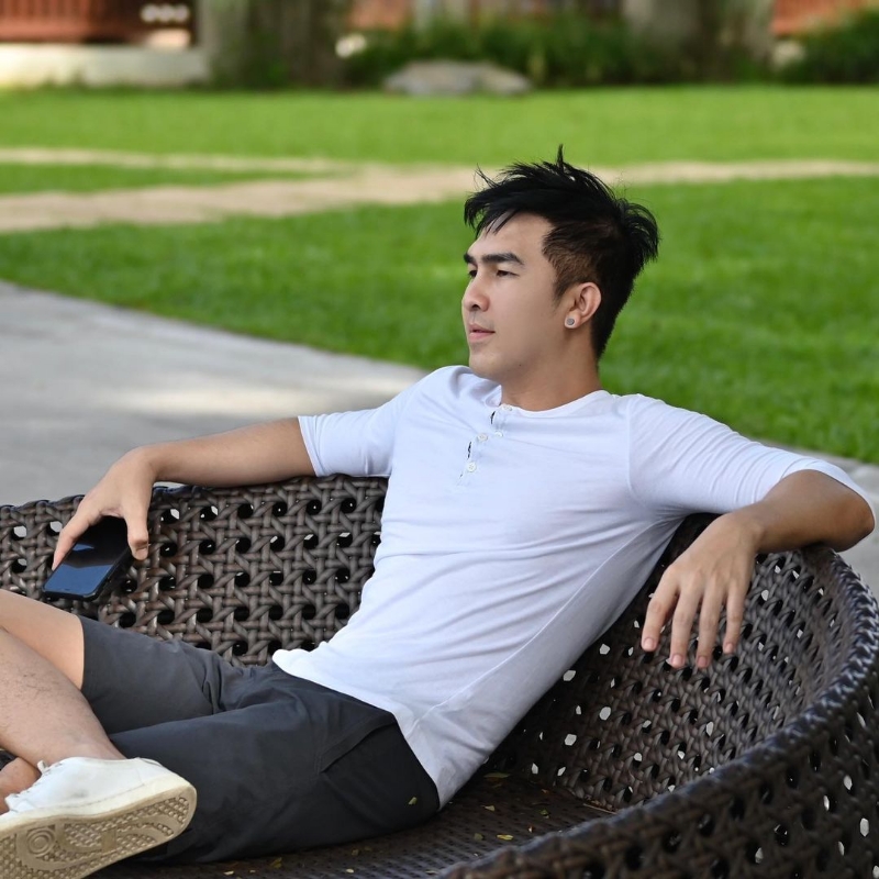 老曾的第一张照片--淄博相亲服务中心