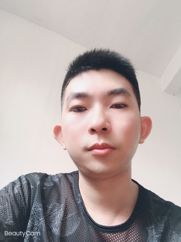 诚恳的第一张照片--淄博相亲服务中心