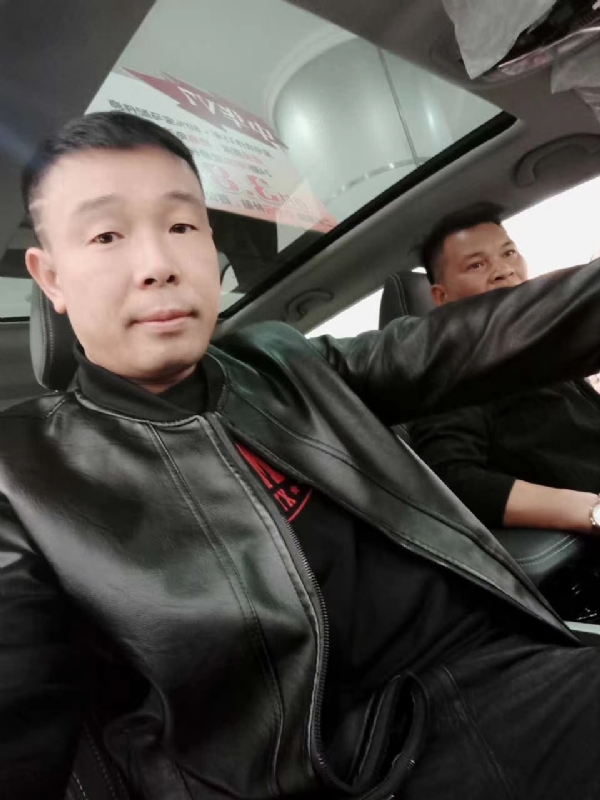 醉红尘的第一张照片--淄博相亲服务中心