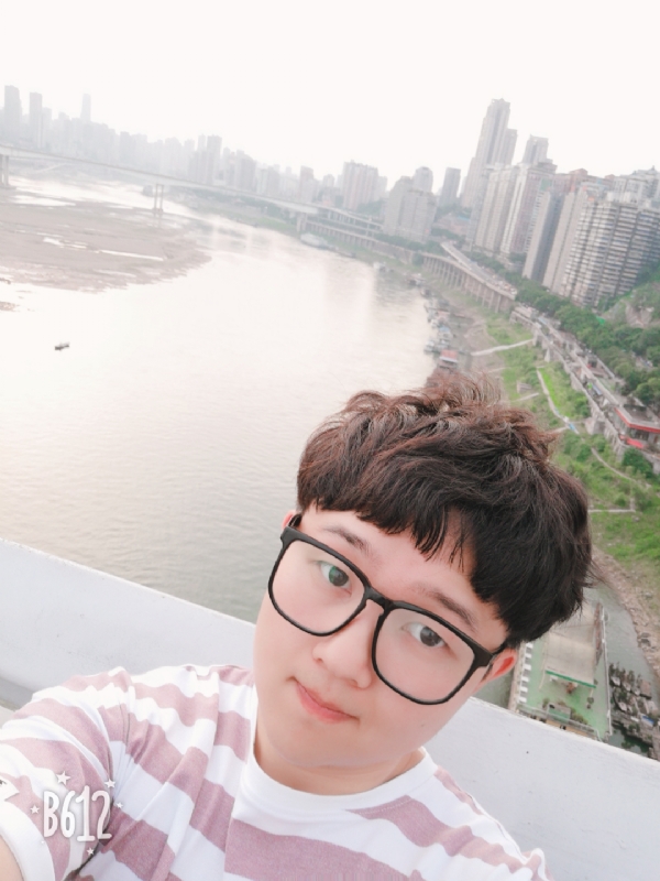 白夜行中人的第一张照片--淄博相亲服务中心