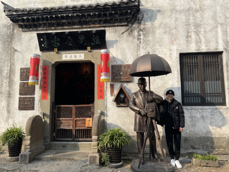 喝可乐的猫的第一张照片--淄博相亲服务中心