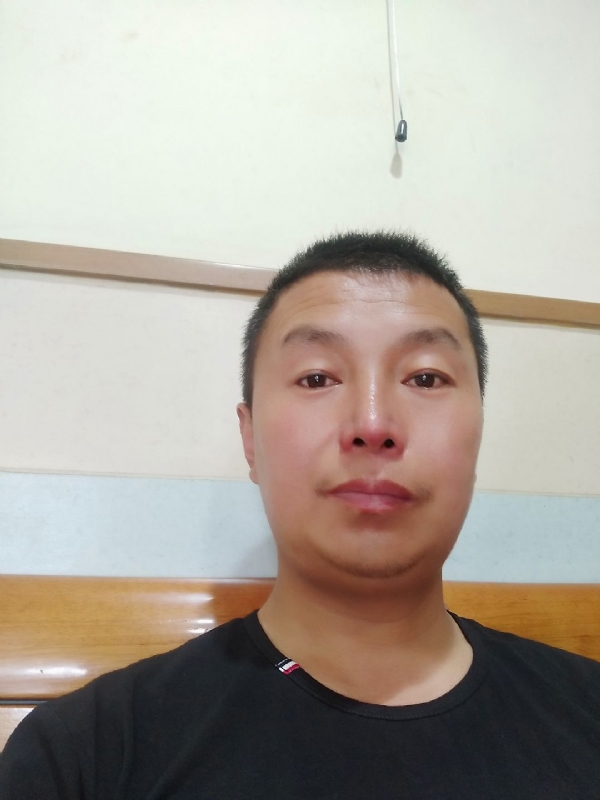 快乐的小鱼儿的第一张照片--淄博相亲服务中心