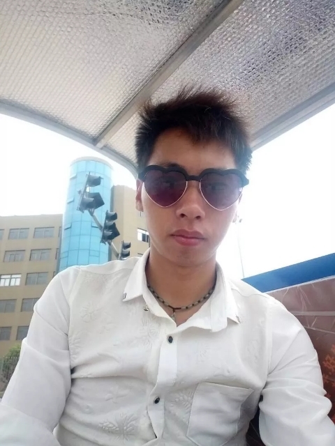 寻缘的第一张照片--淄博相亲服务中心