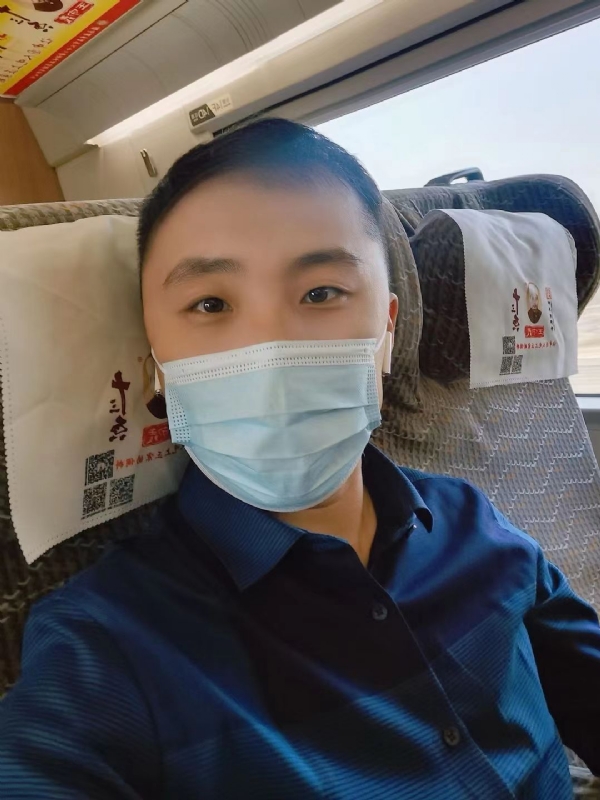 孤独的小屁猪的第二张照片--淄博相亲服务中心