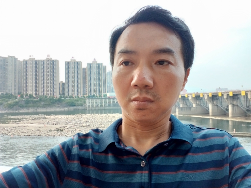 yangguang的第一张照片--淄博相亲服务中心