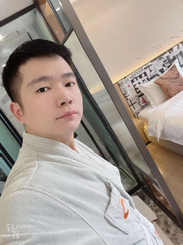 绿帽的第一张照片--淄博相亲服务中心