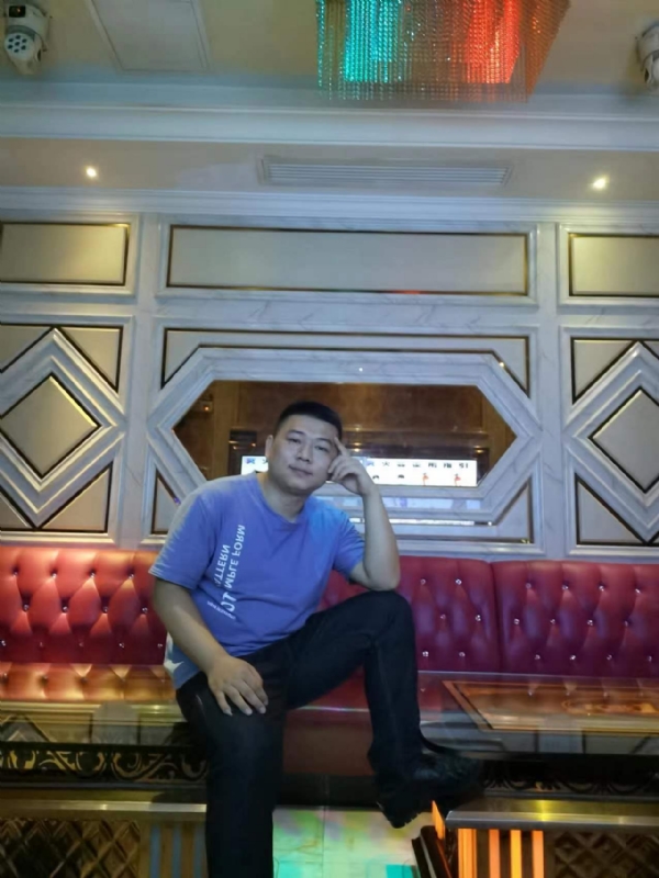 黄生的第四张照片--淄博相亲服务中心