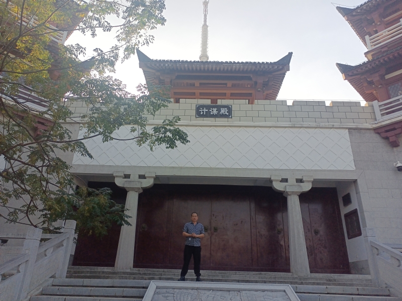 春夏秋冬的第一张照片--淄博相亲服务中心