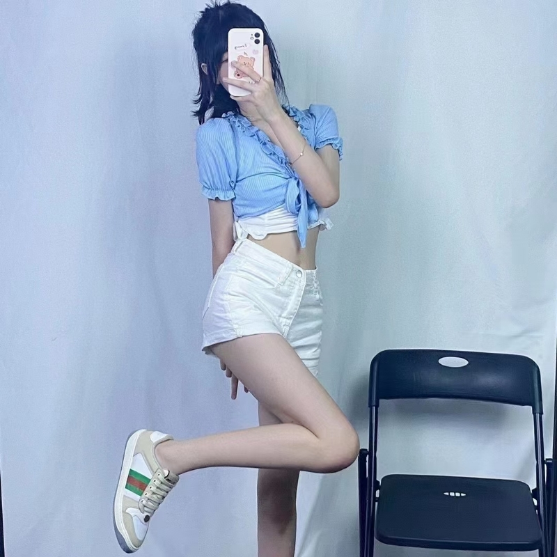 宝宝的第一张照片--淄博相亲服务中心