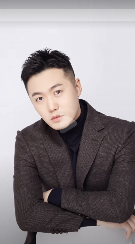 杨天枭的第一张照片--淄博相亲服务中心