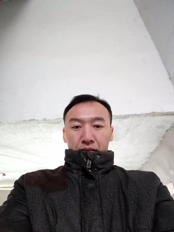 孤狼的第三张照片--淄博相亲服务中心