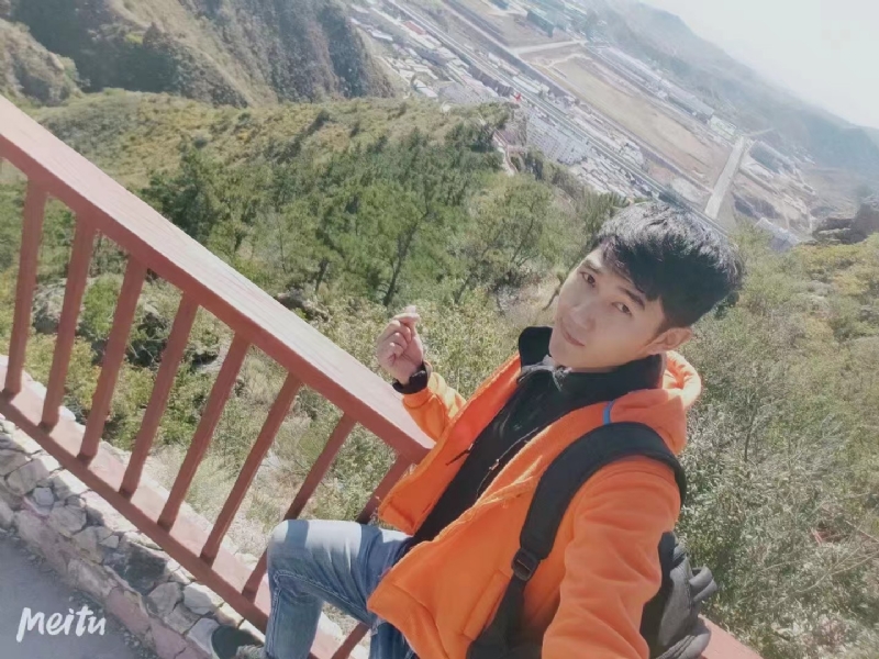 小啊鹏的第一张照片--淄博相亲服务中心