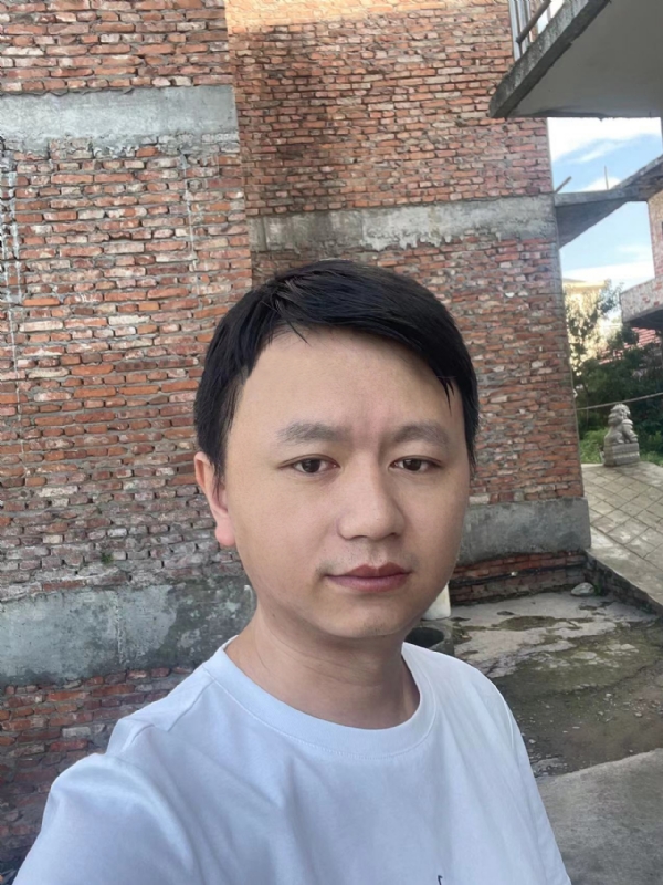 行人的第二张照片--淄博相亲服务中心