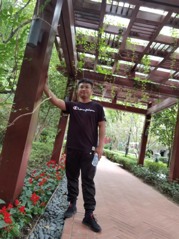 会飞的鱼的第四张照片--淄博相亲服务中心