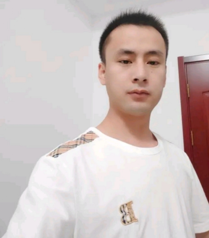 海阔天空的第一张照片--淄博相亲服务中心