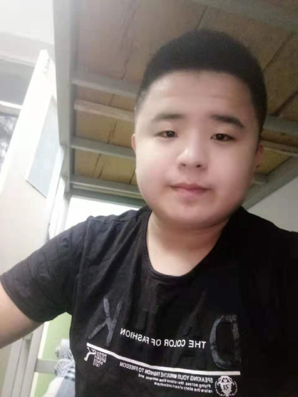 打小就爱淘气的第一张照片--淄博相亲服务中心