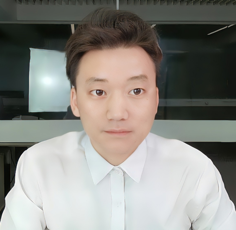 李日的第一张照片--淄博相亲服务中心