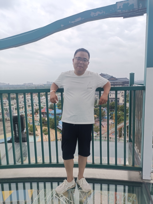 飞哥的第一张照片--淄博相亲服务中心