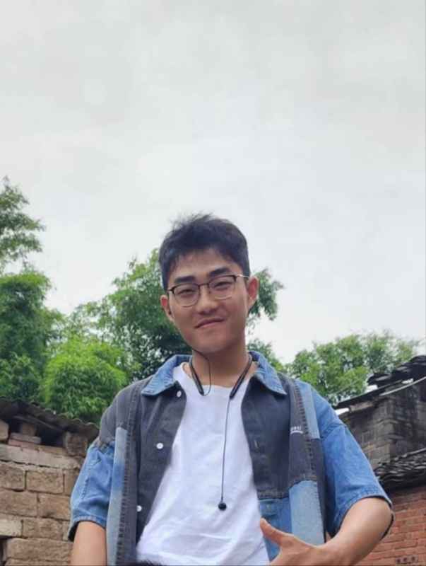 越努力越幸运的第一张照片--淄博相亲服务中心