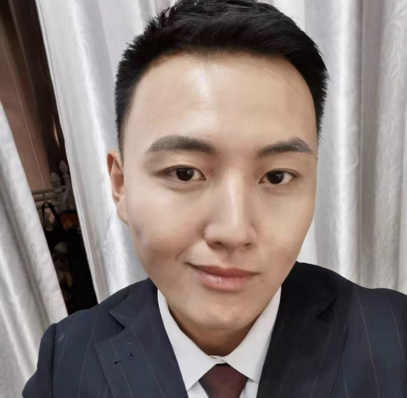 英俊潇洒的第二张照片--淄博相亲服务中心